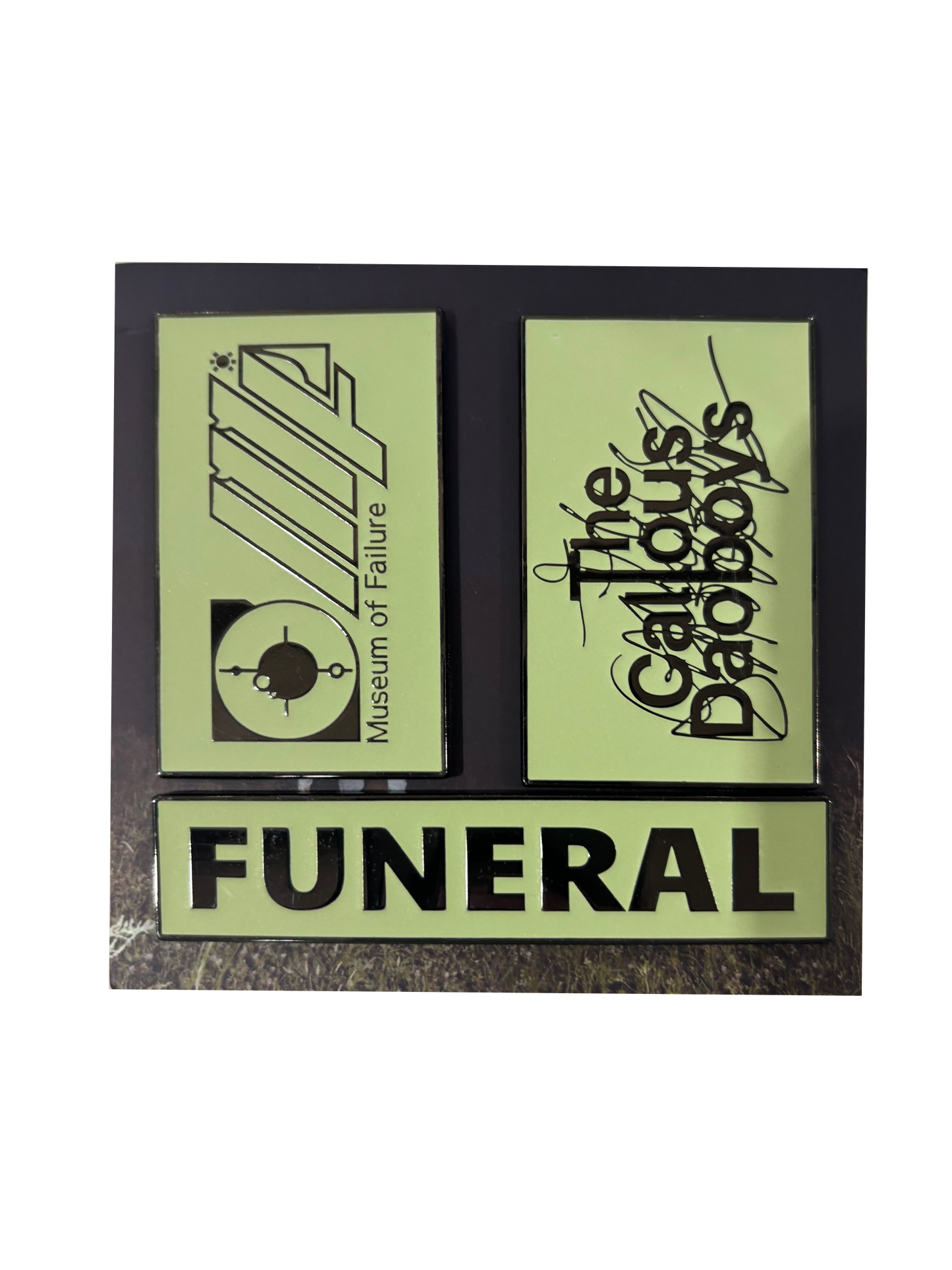 TCD • ENAMEL PIN SET
